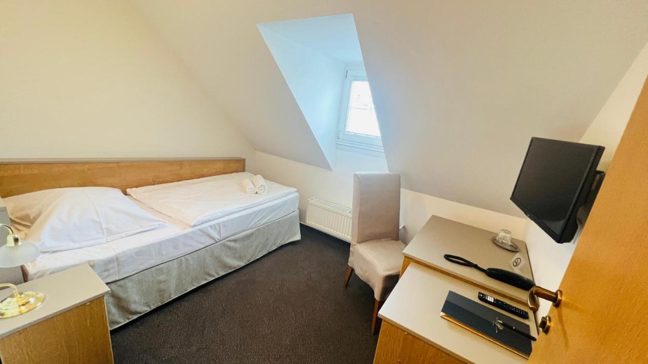 Hotel PAYER Teplice Extérieur photo