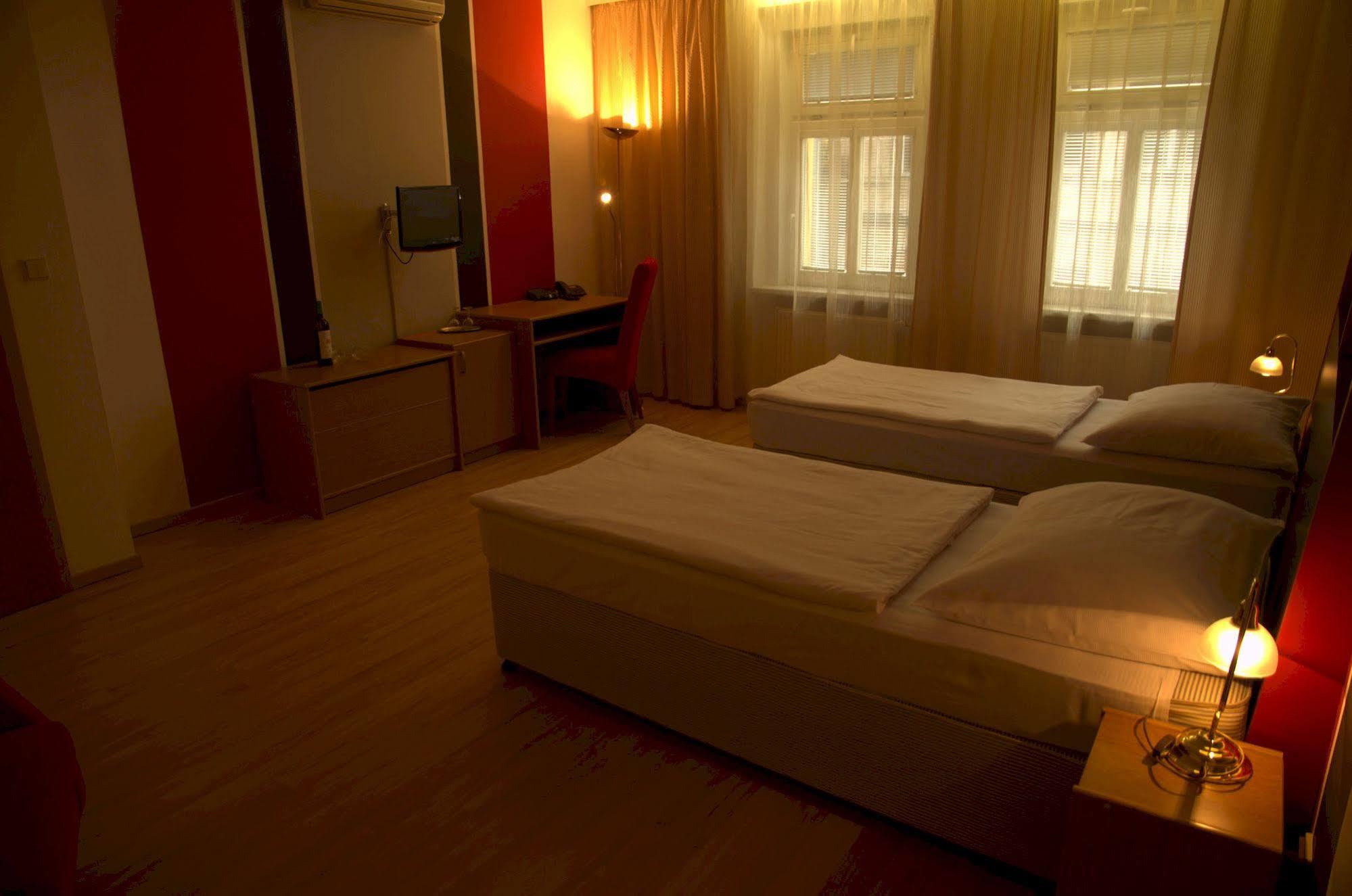 Hotel PAYER Teplice Extérieur photo