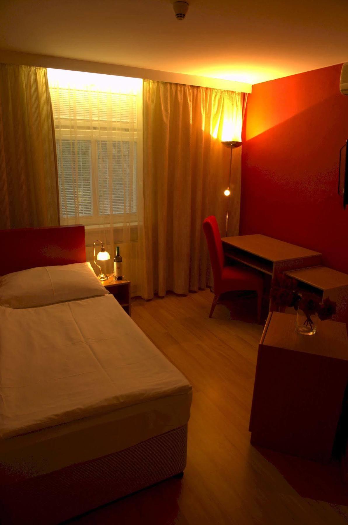 Hotel PAYER Teplice Extérieur photo